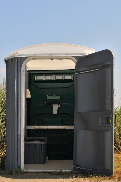 Porta potty delivery and setup in La Crosse, WI